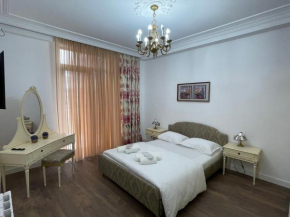Picasso Apartment Kutaisi